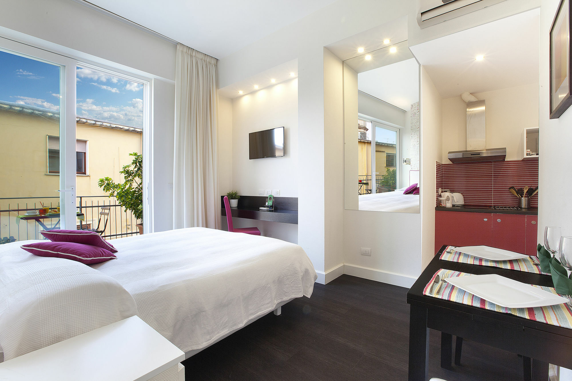 Sorrento Apartments * Sorrent